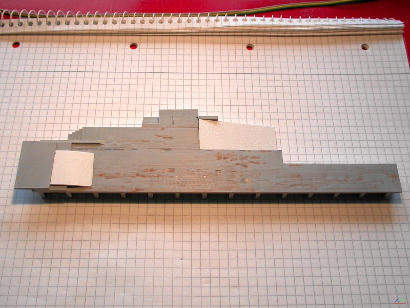 028 Frachtrampe 01.JPG - Die Güterrampe: aus Teilen der Grundplatte eines lädierten Güterschuppens